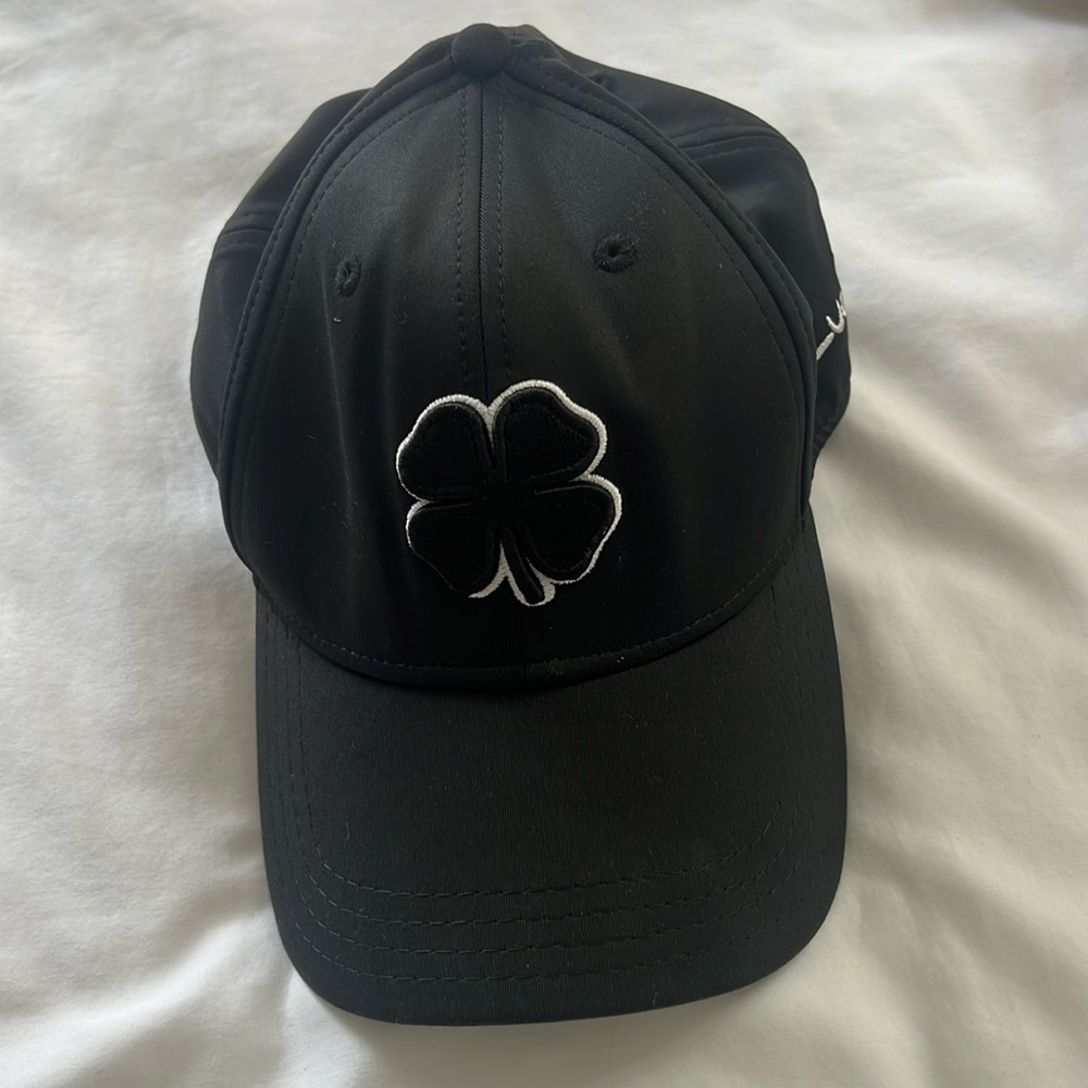 Four leaf clover hat